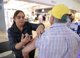 Influenza 2026: Campaña de vacunación busca llegar a 200 mil personas en Antofagasta Vacunación contra la influenza 2 1