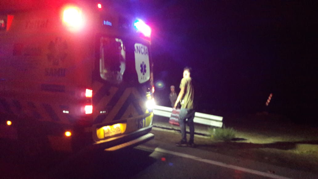 Al menos 10 muertos y 30 heridos al desbarrancarse bus interprovincial