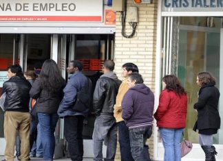 Vuelve a subir el desempleo en Chile y llega al 9.5% Desempleo 759x500