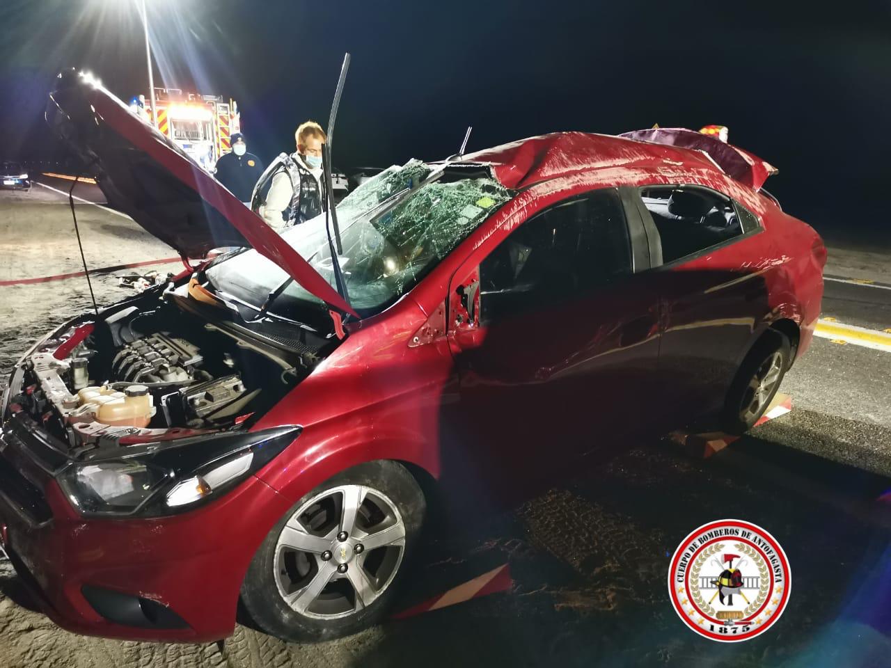 Antofagasta: Un lesionado tras volcamiento de vehículo en sector La ...