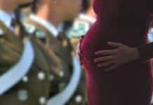 mujer embarazada carabineros