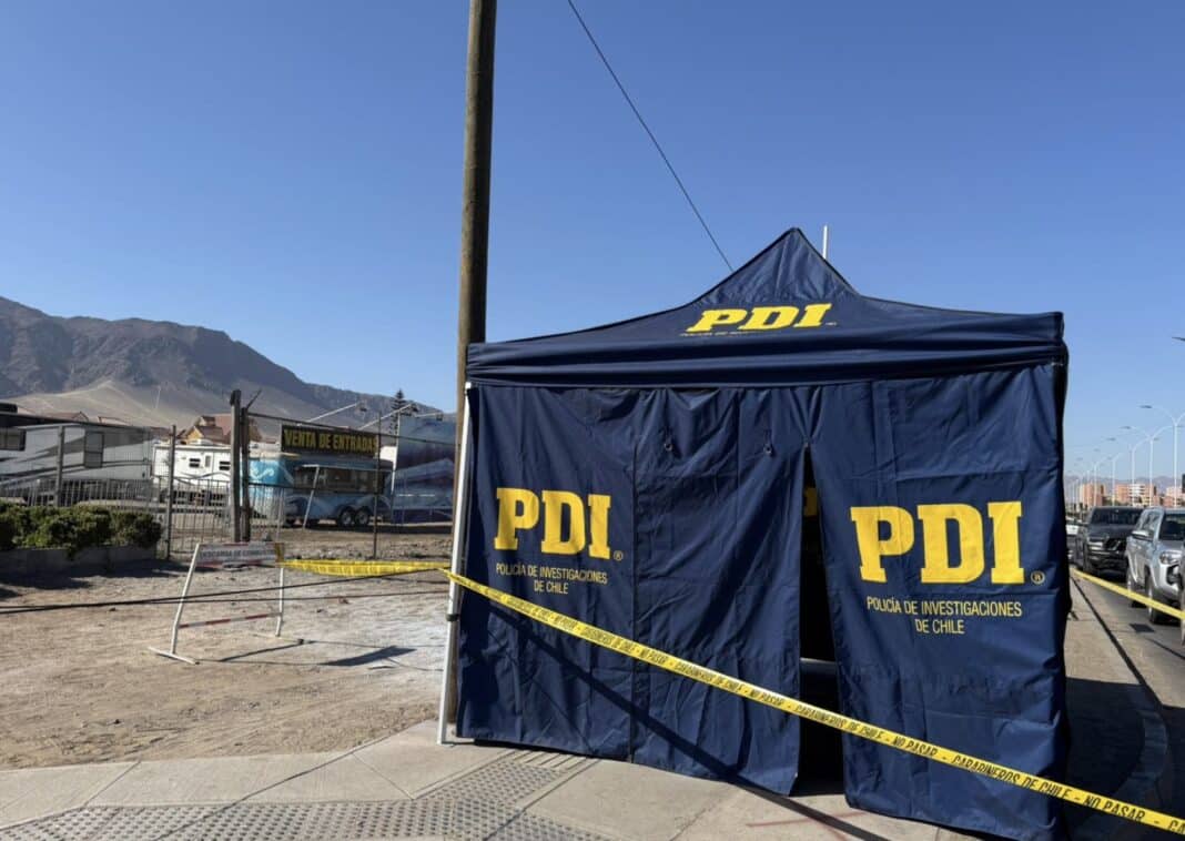 Carpa de la PDI en la escena