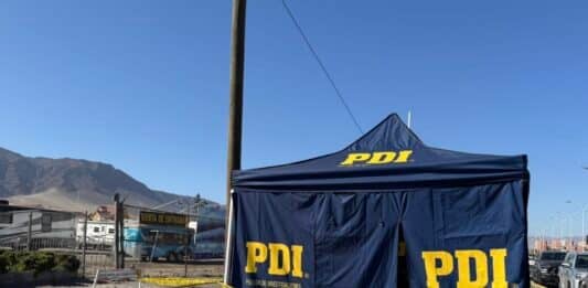 Carpa de la PDI en la escena