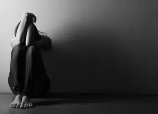 Senales de alerta para prevenir el suicidio Como detectar los indicios y buscar ayuda