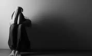 Senales de alerta para prevenir el suicidio Como detectar los indicios y buscar ayuda