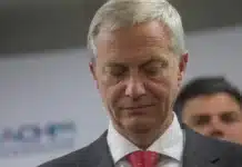 Cadem: 42% de los chilenos no aprueba al equipo de Ministros de José Antonio Kast 24084 kast triste 1