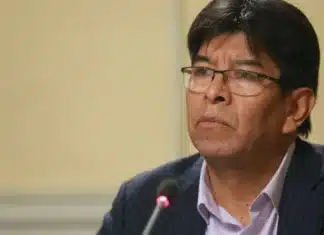 Senador Velásquez plantea al Gobierno una intervención estructural para Tocopilla y avanzar en un nuevo puerto para Chile Esteban Velasquez 1200x675 1