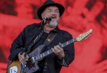 Alain Johannes: el chileno que influyó en el sonido del rock mundial llega a Antofagasta