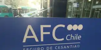 El desempleo llegó al 9.4%: 980 mil personas están cesantes en Chile WhatsApp Image 2026 04 30 at 6.34.37 PM 1068x801.jpeg