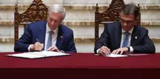 Chile y Bolivia acuerdan construir un “Corredor Bioceánico” de fibra óptica