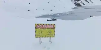 3 muertos: 7 montañistas son arrastrados por un deslizamiento de nieve en Los Andes siete montanistas son arrastrados por deslizamiento de nieve en los andes tres de ellos murieron